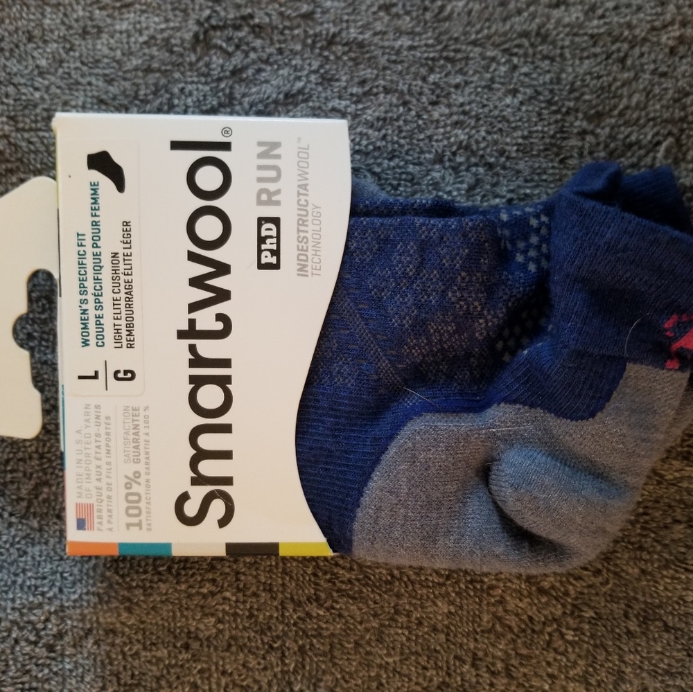 Women's Smartwool active socks (1 pair)